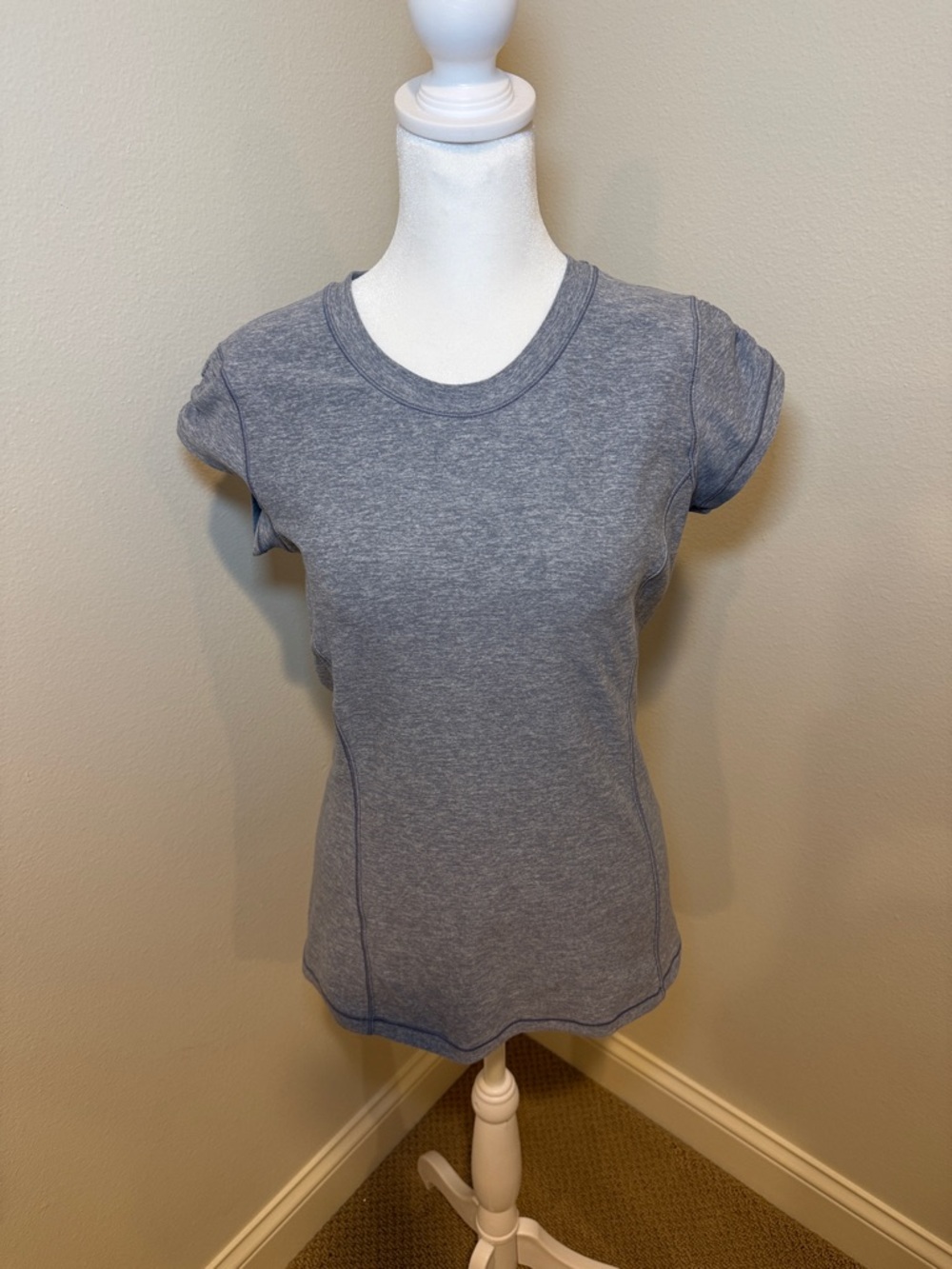lululemon athletica Heather Slate Short Sleeve Crew